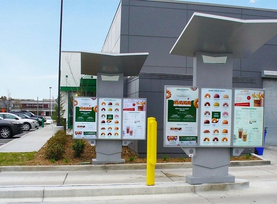 55Inch Removable Menu Board Outdoor IP65 3000Nits LCD Digital Signage and Display With Various Installation Methods