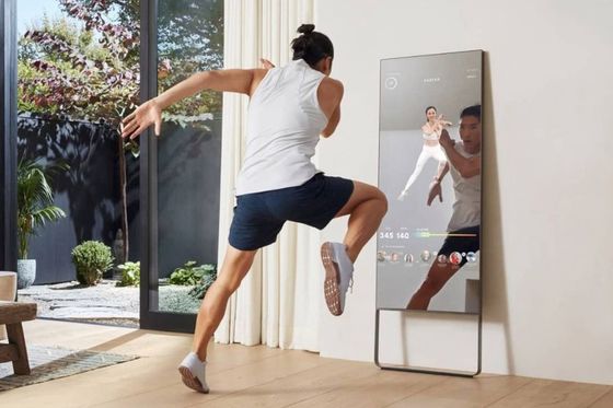 Portable Smart Magic Mirror Digital Signage Display Kiosk 3d Virtual