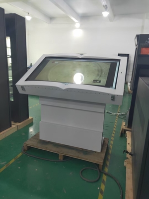 2500 Nits Outdoor Digital Signage 8g Ram FCC Digital Signage Lcd Display