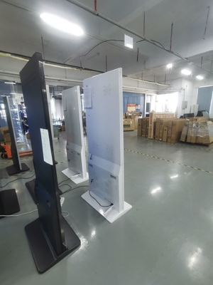 55 Inch Free Standing LCD Kiosk Menu Board PCAP With Interactive Glass Screen